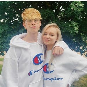 Meet your Posher, Sian